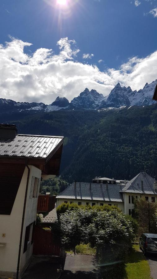 Appartement Typique,Chaleureux Et Pratique Chamonix Luaran gambar